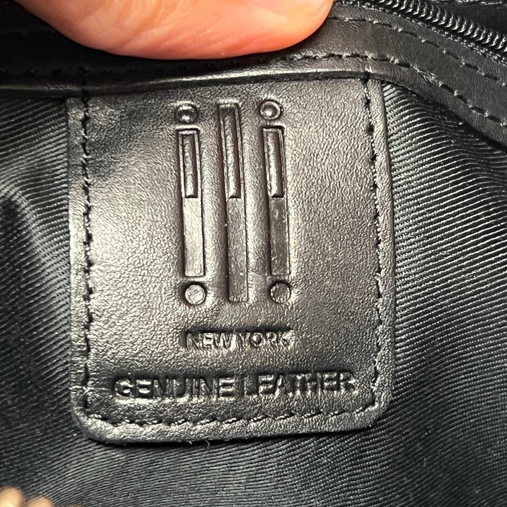 ili New York Black Genuine Leather RFID Crossbody Travel Everyday Purse - Picture 2 of 16
